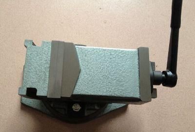 Milling Vise with Swivel Base