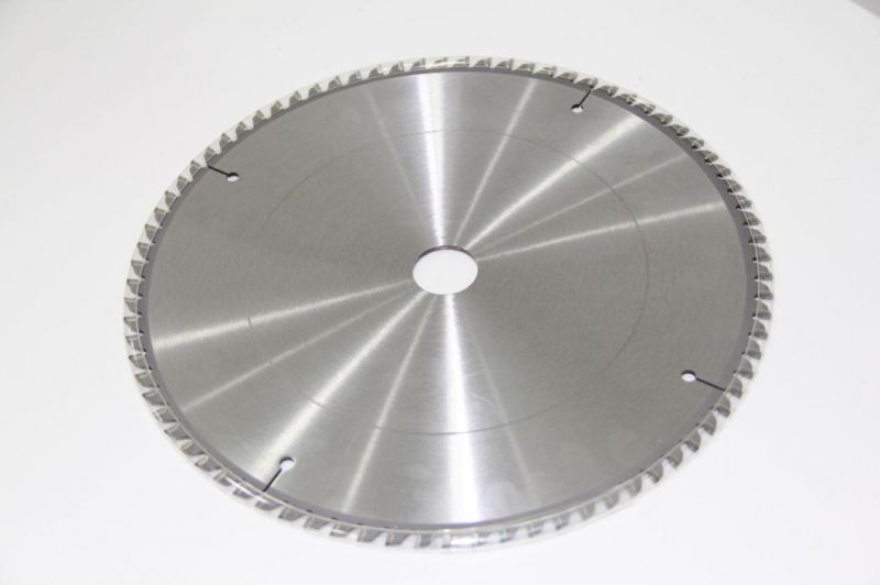 HSS Circular Cutting Saw Blade Cutting Aluminum