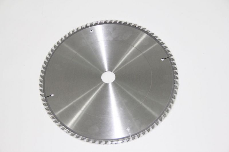 HSS Circular Cutting Saw Blade Cutting Aluminum